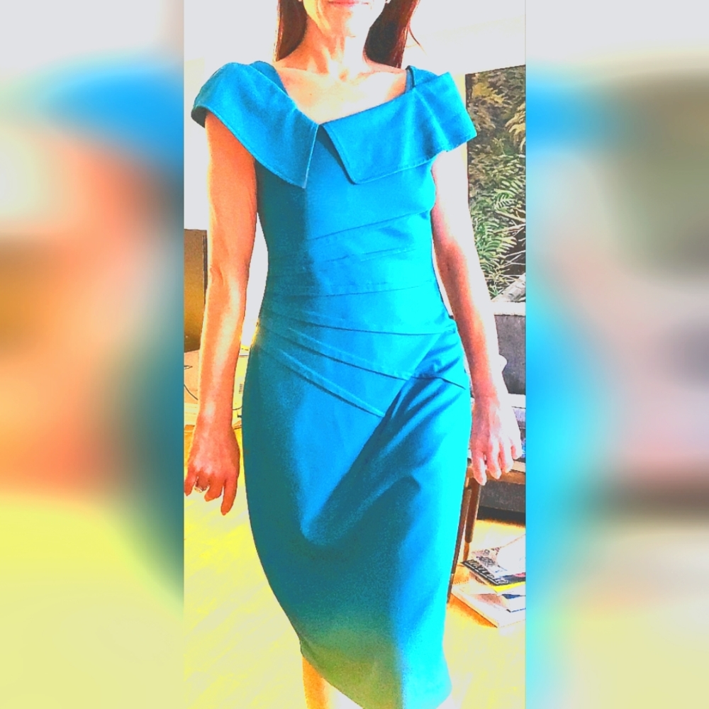 Beautiful structured contemporary dress !